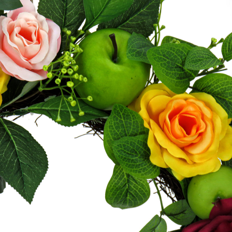 Couronne de roses, pivoines et pommes