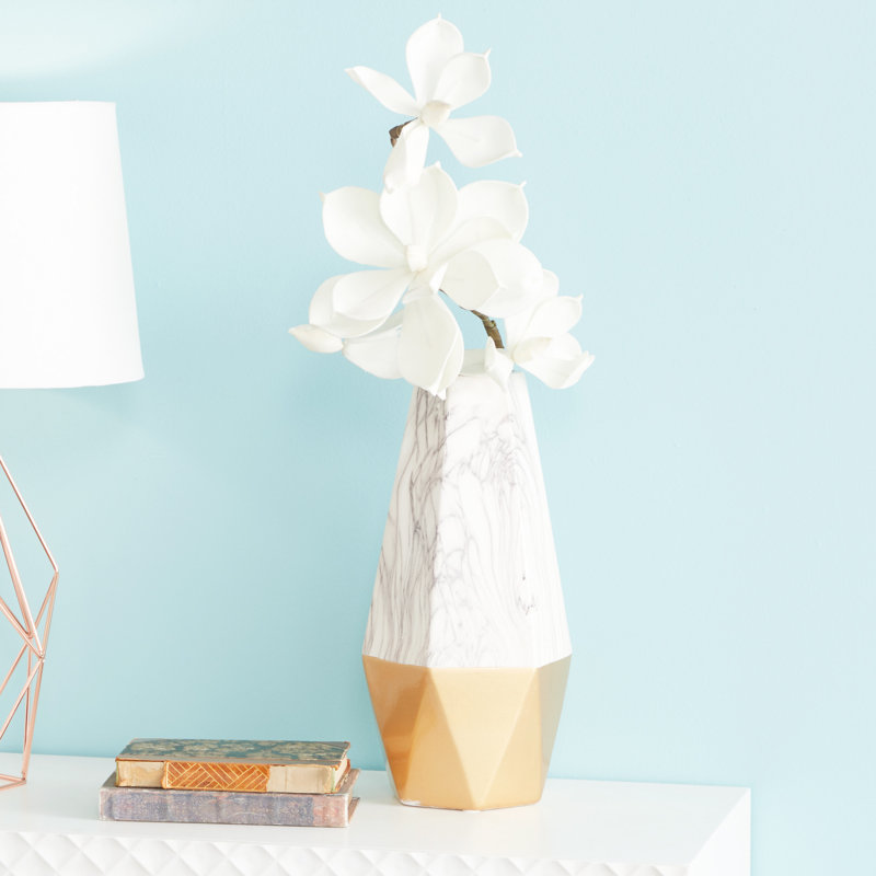 Vase en céramique avec base en faux marbre, H 14 po x l 6 po x p 6 po, Or