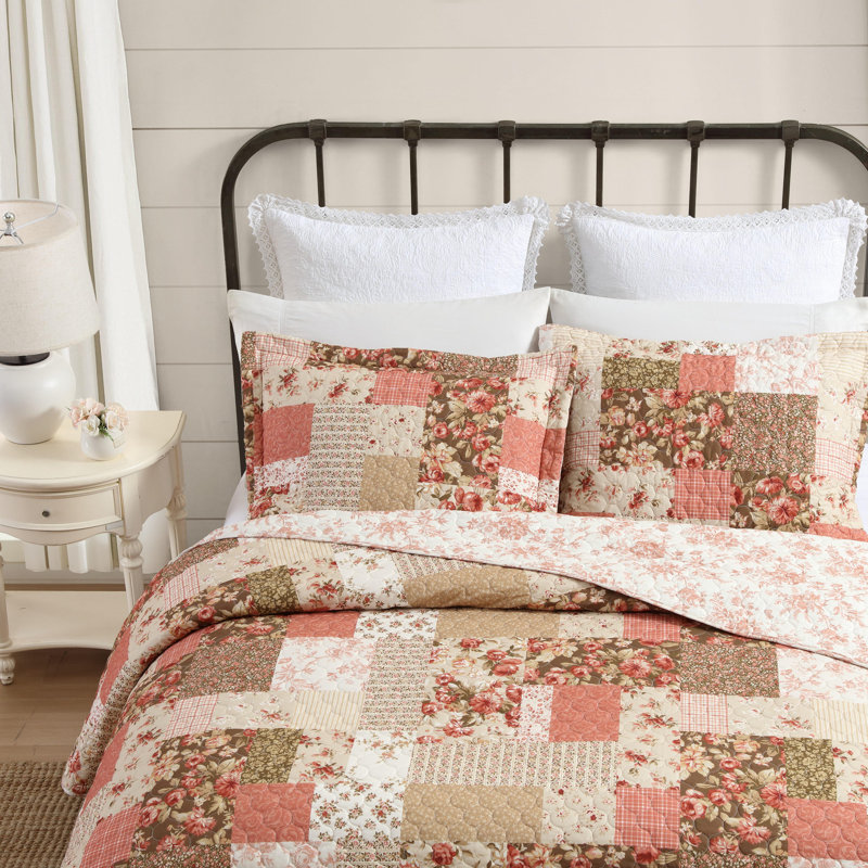 Harrietta Patchwork Pink and Beige Cotton Reversible Quilt Set