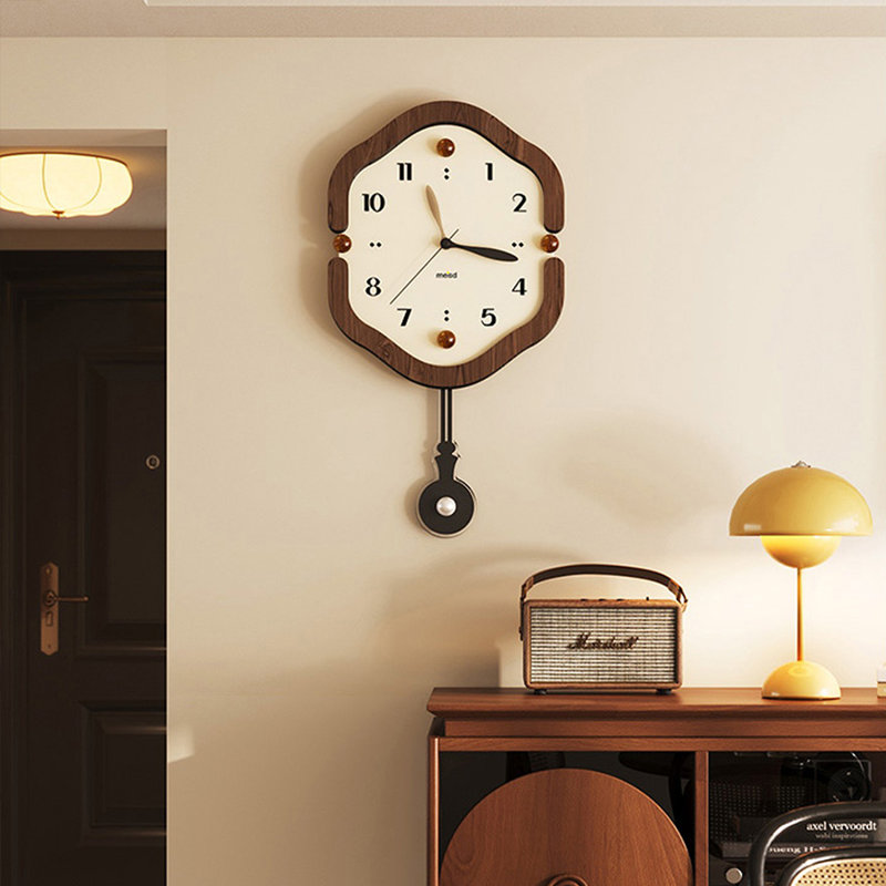 Horloges murales brunes à pendule irrégulière, 9.84*18.11, Brown