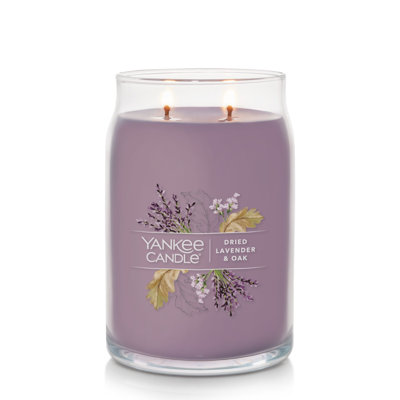Signature Dried Lavender & Oak Scented Candle