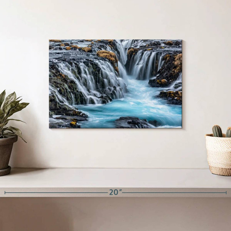 Cascade d'Alvord Bruarfoss en Islande I, H 8 po x l 12 po