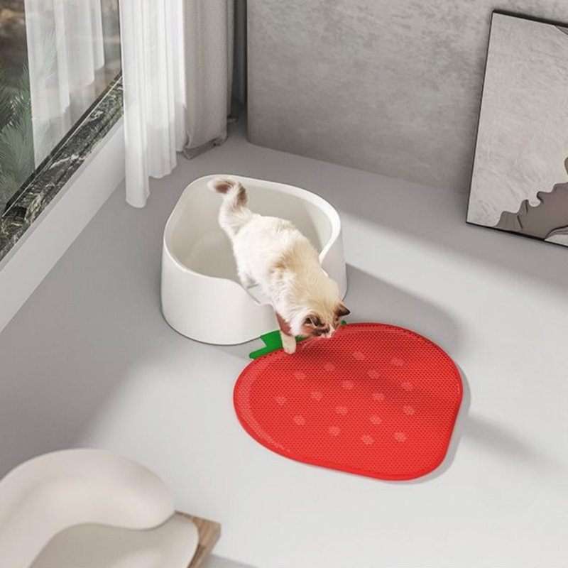 Double-layer Strawberry Cat Litter Trapping Mat