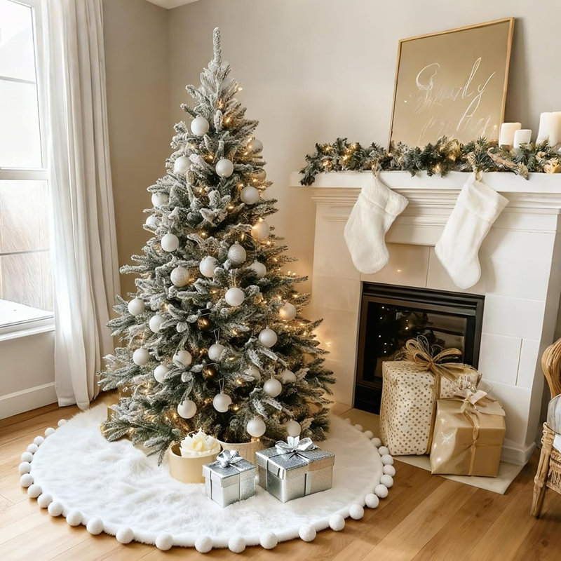 Jupe de sapin de Noël en fausse fourrure blanche avec bordure à pompons – Décoration douce et enneigée pour le pied du sapin
