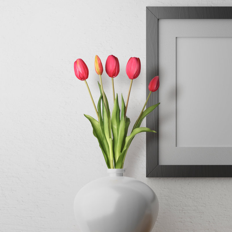 Tige de tulipe douce au toucher, Rose millennial