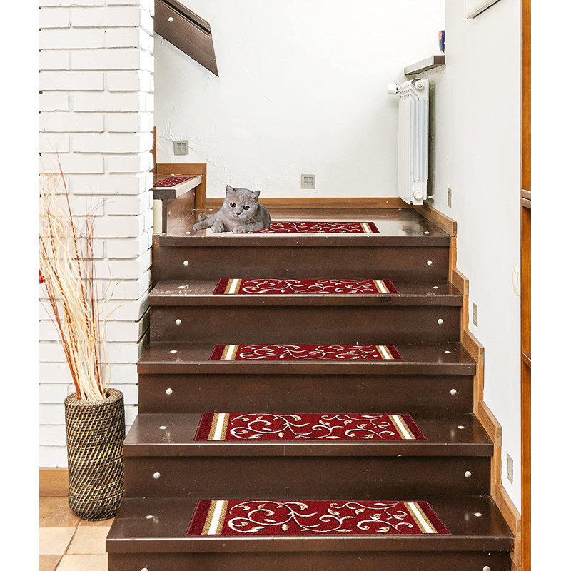 Tapis d'escalier rouge
