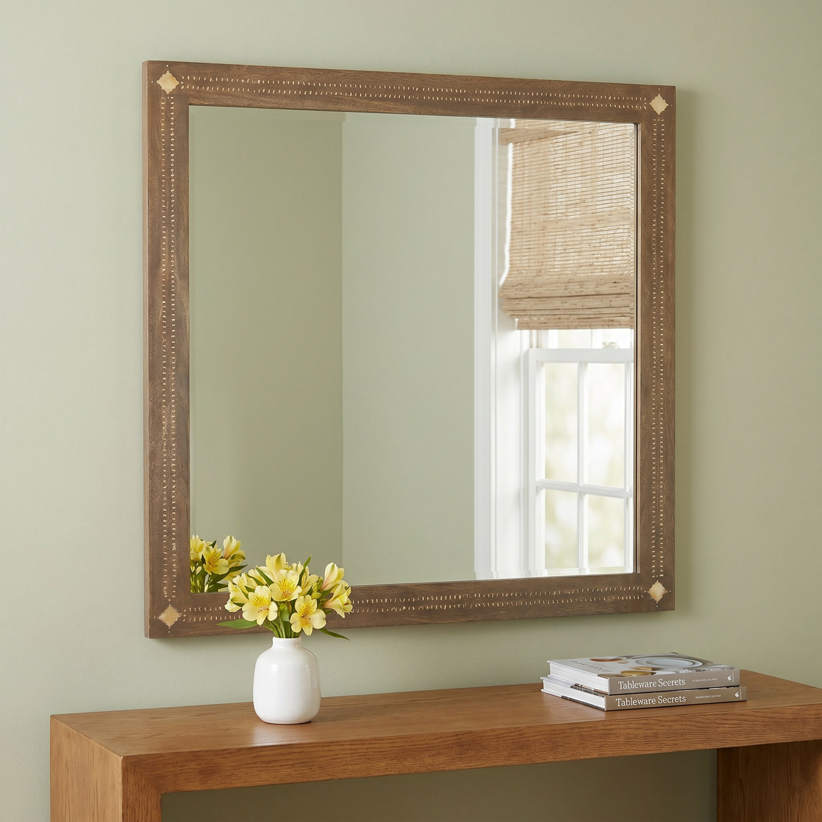 Timil Mirror
