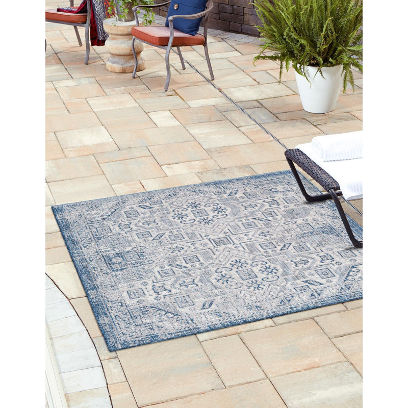 Amhlaidh Indoor / Outdoor Rug, Square 10'