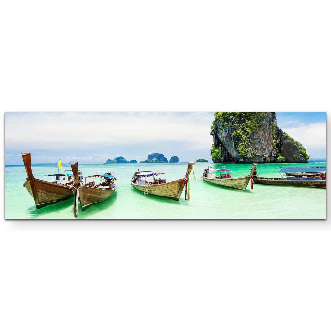 Leinwandbild Longtale Boote am Strand von Phuket  Thailand