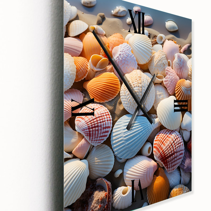 Beach Photo Sunlit Shells II - Horloges murales nautiques et de plage, Petit