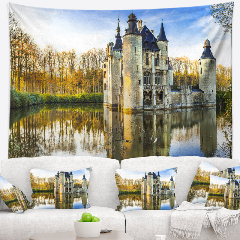 Tapisserie conte médiéval châteaux landscape, H 50 po x l 60 po