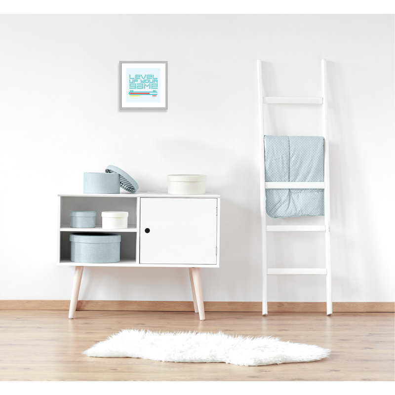Niveau supérieur, art encadré, H 17 po x l 17 po x P 1,19 po, Encadré de boîte argent