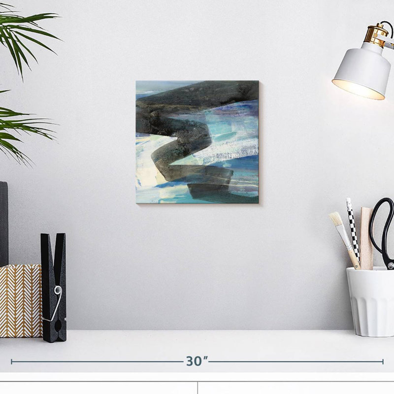 Avery Zig, 10" H x 10" W