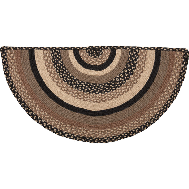 Sawyer Mill Geometric Indoor Rug, Half Circle 1'4" x 2'9"