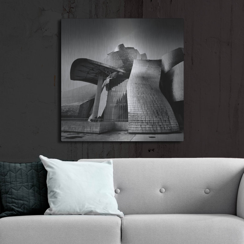 "Guggenheim" par Nina Paponcek, H 36 po x l 36 po