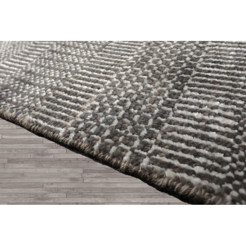 Tapis oriental ivoire en laine et  2 pi x 2 pi