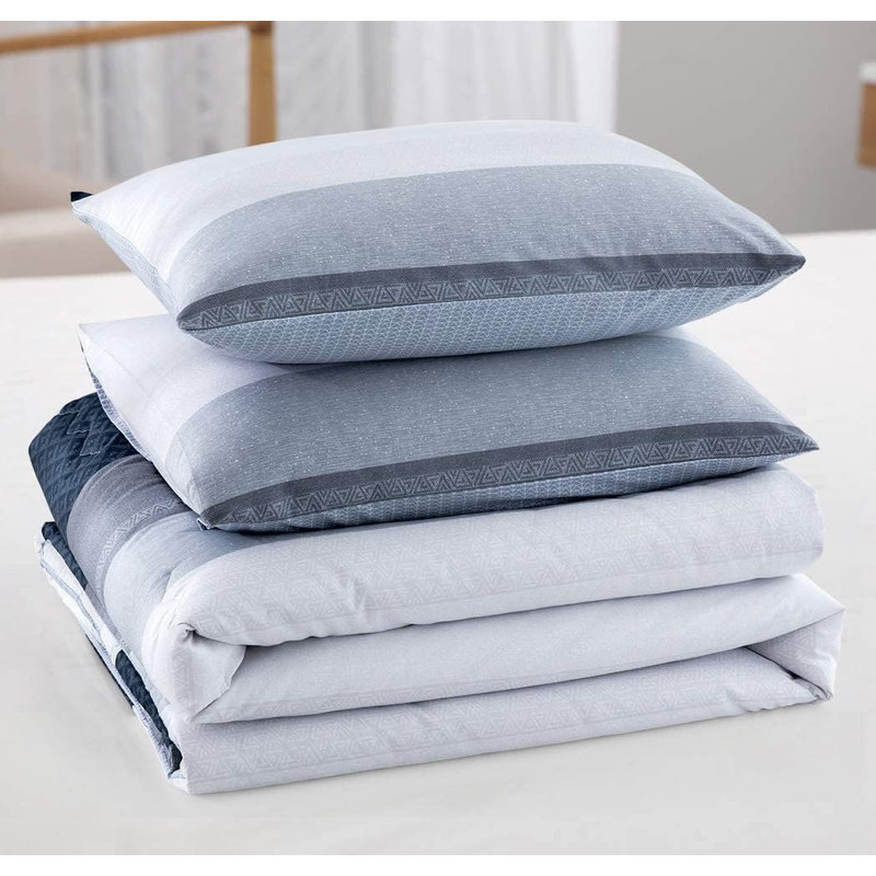 SLEEPBELLA Comforter Queen Size, 600 Thread Count Cotton White And Navy Striped Patchwork Reversible Pattern Reversible Blue Comforter Set,Down Alternative Bedding Set 3Pcs (Queen, Blue Patchwork)