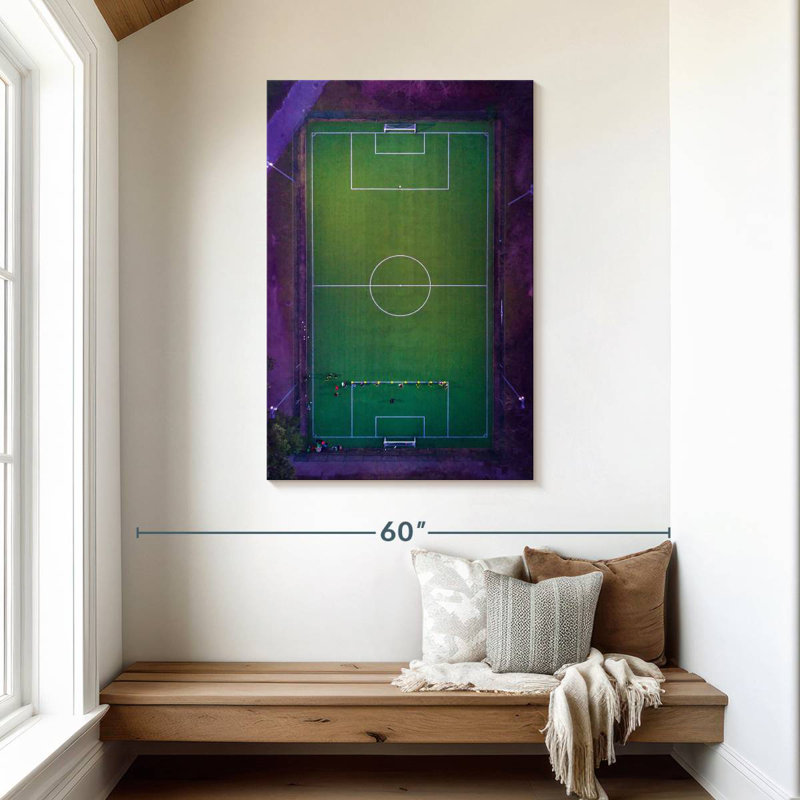 Stade de soccer Sireci vu d'en haut, H 45 po x l 30 po