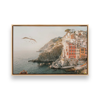 Village par les falaises II, reproduction sur toile, dans un cadre noir satiné, 12 po x 18 po