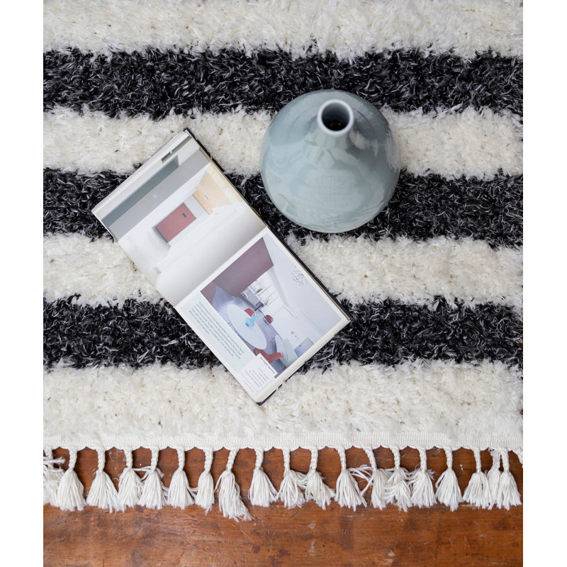 Tapis rectangulaire en polyester tissé à la machine blanc / anthracite Donoban, Rectangle 6 pi 7 po x 9 pi 6 po