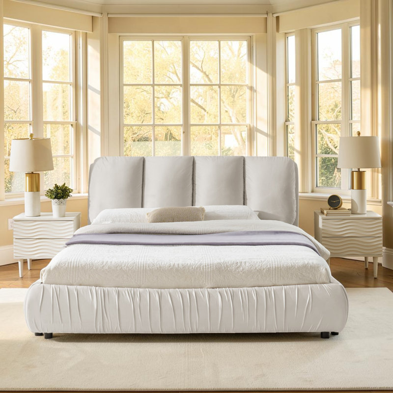 Cadre de lit plateforme grand rembourré avec tête de lit segmentée, lit en tissu américain minimaliste moderne brillant, aucun sommier requis