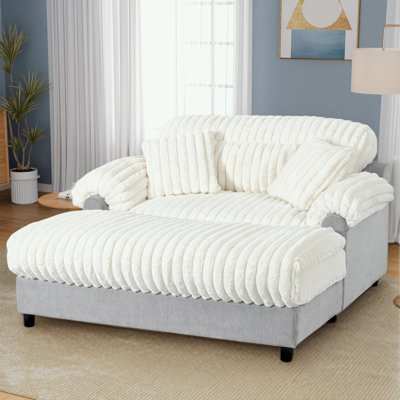 Chaise longue avec deux coussins décoratifs