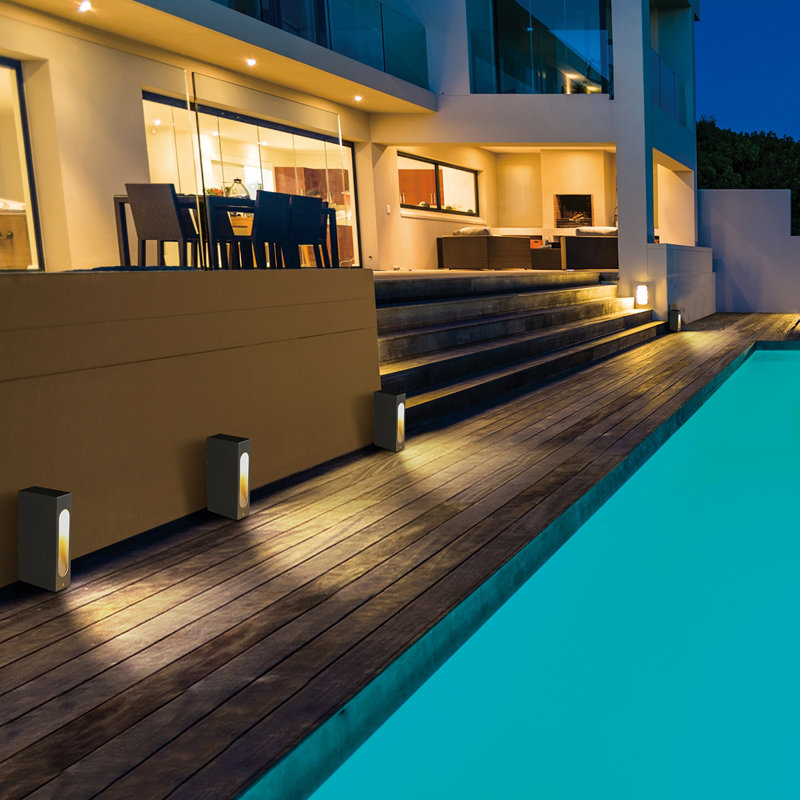 Powder Coated Finish Integrated LED Metal Bollard Light