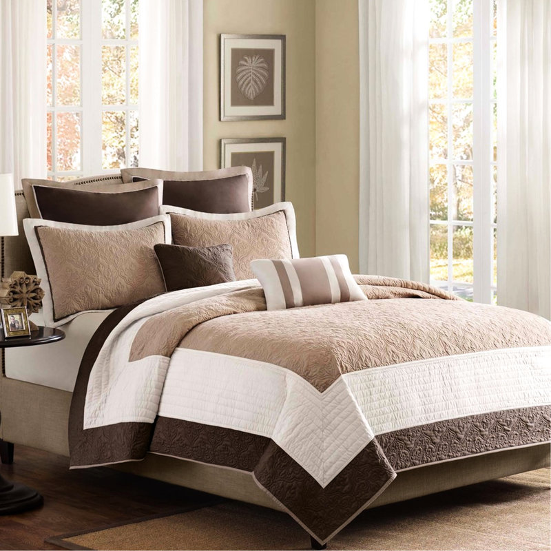 Courtepointe beige 7 pièces double / grand, coussins décoratifs euro à motif médaillon, respirante et lavable à la machine pour un style portable