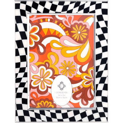 Black And White Small Checkered Retro 4" X 6" Enameled Picture Frame With Silver Border And HD Clear Glass