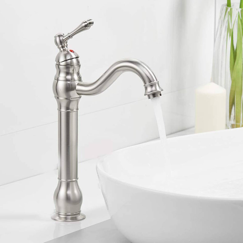 Single-handle Bathroom Faucet with Drain Assembly, Silver
