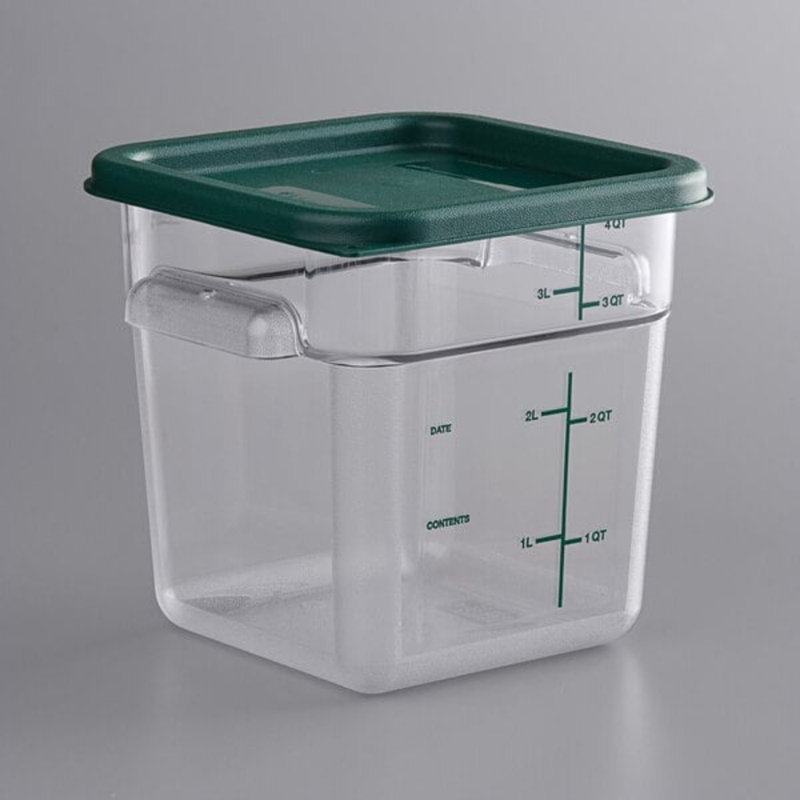 Contenant alimentaire transparent en polycarbonate 4 pintes Vigor avec couvercle rouge - paquet de 6, empilable et certifié NSF pour les cuisines commerciales
