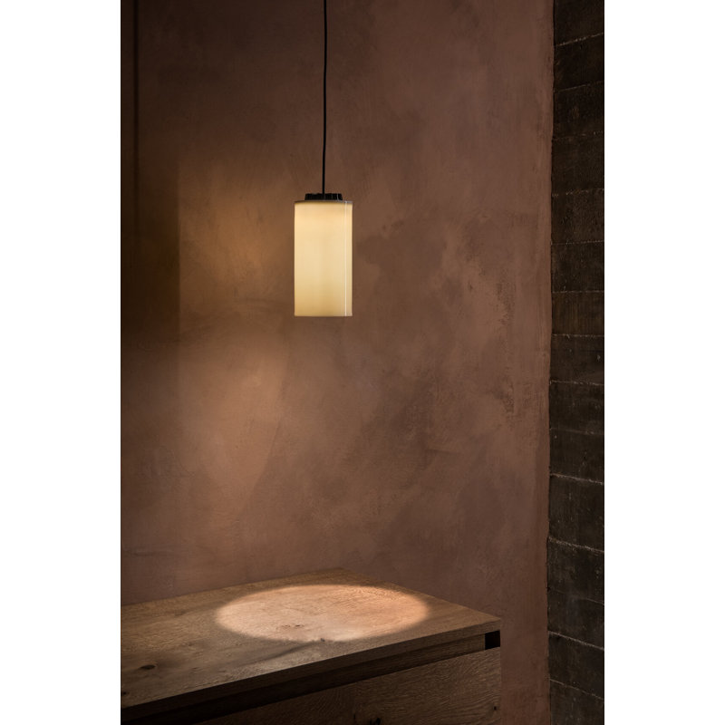 Cirio Simple, 126.8" H x 3.9" W x 3.9" D, Black, Porcelain
