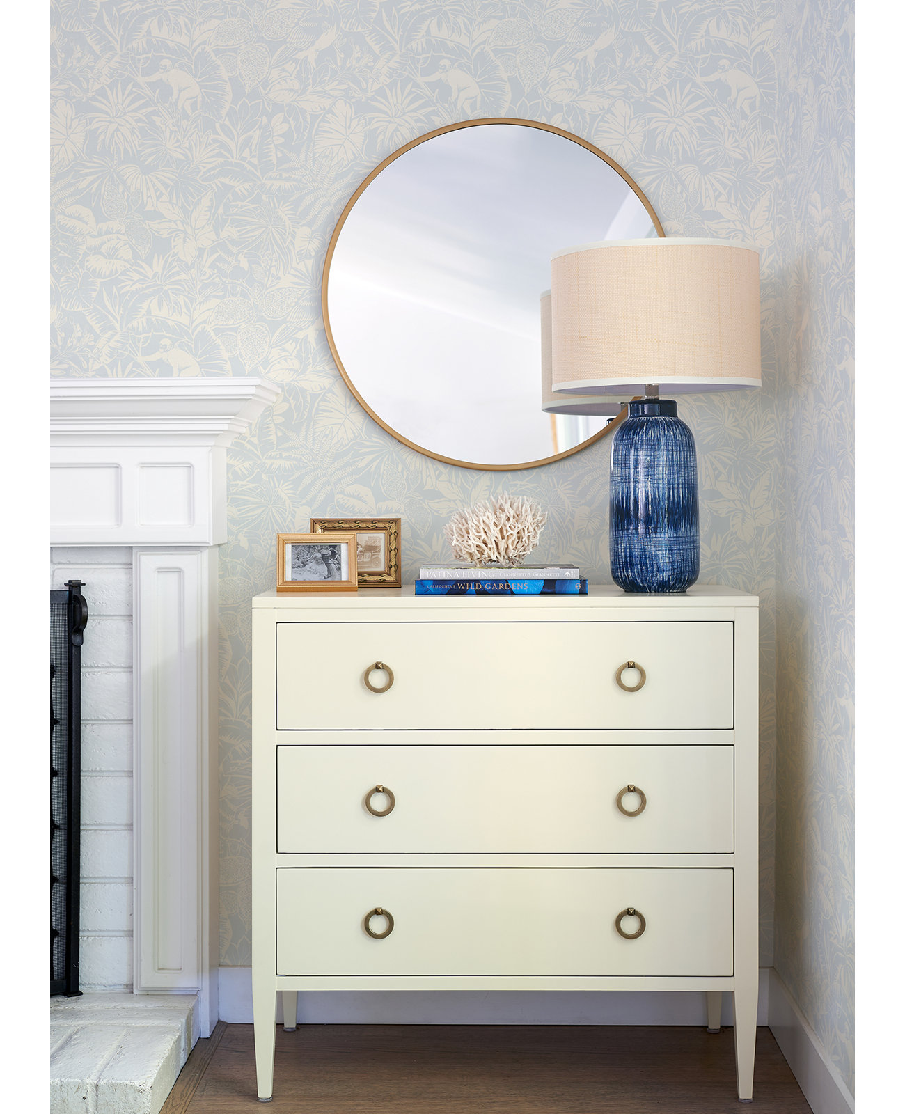 Cheri Floral Wallpaper, Light Blue