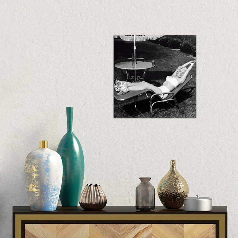 Marilyn Monroe Lawn Chair - Wrapped Canvas Print, 45.72 cm H x 45.72 cm W x 1.91 cm D