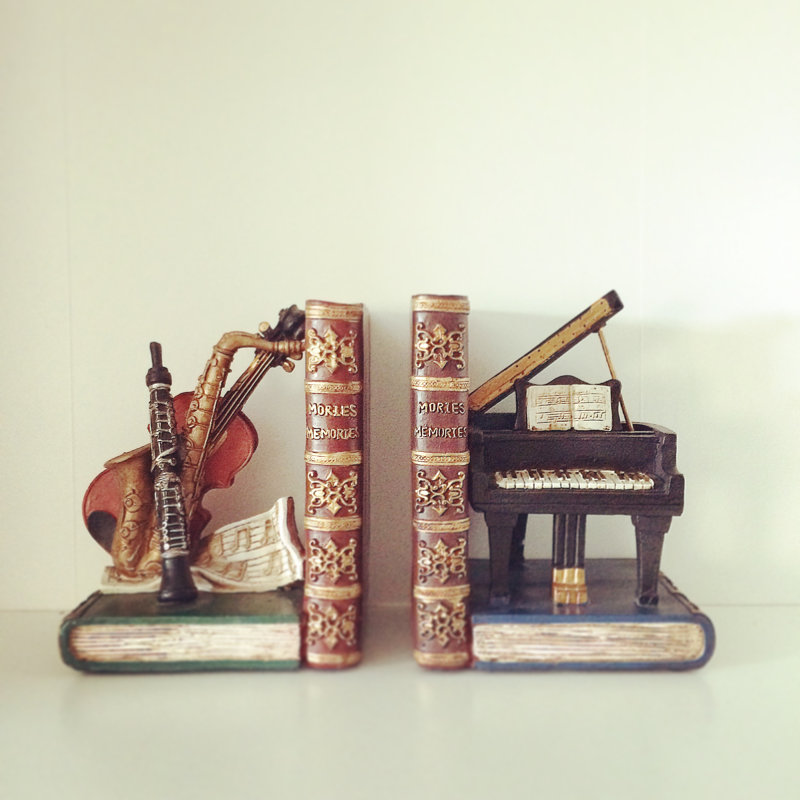 Traditional Resin Non-Skid Bookends