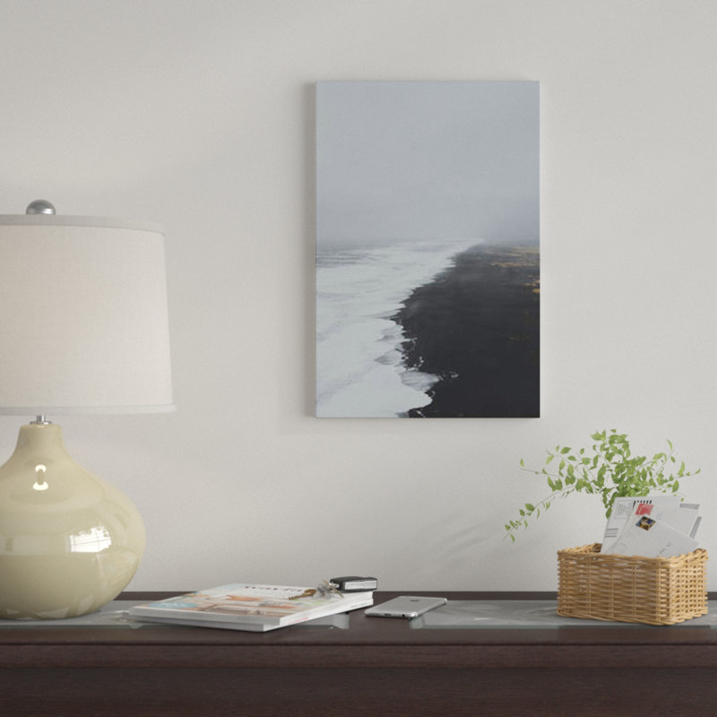 « black sable beach, islande » par luke anthony gram, reproduction d’impression sur toile tendue, Toile tendue