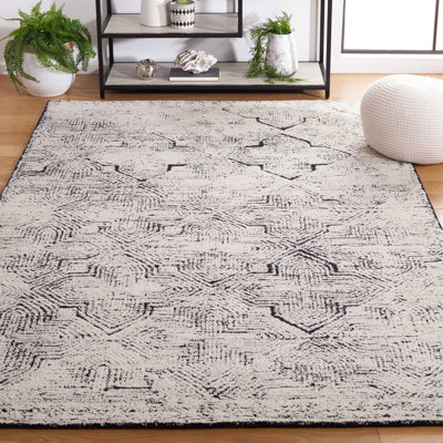 Friedi Tufted Wool/Pet Yarn Geometric Rug in Ivory/Black