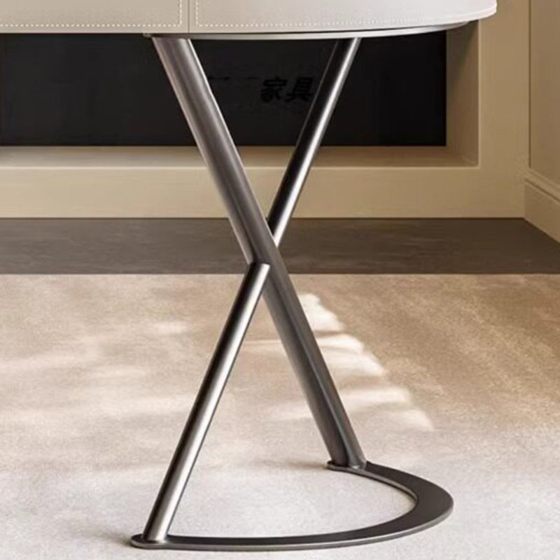 Bureau moderne en similicuir brun noisette
