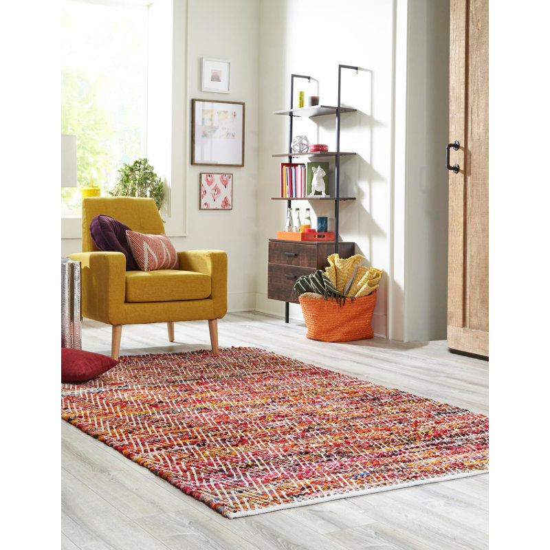 Tapis rouge / jaune / blanc en coton tissé à plat à la main Drakeford, Rectangle 4 pi 1 po x 6 pi 1 po