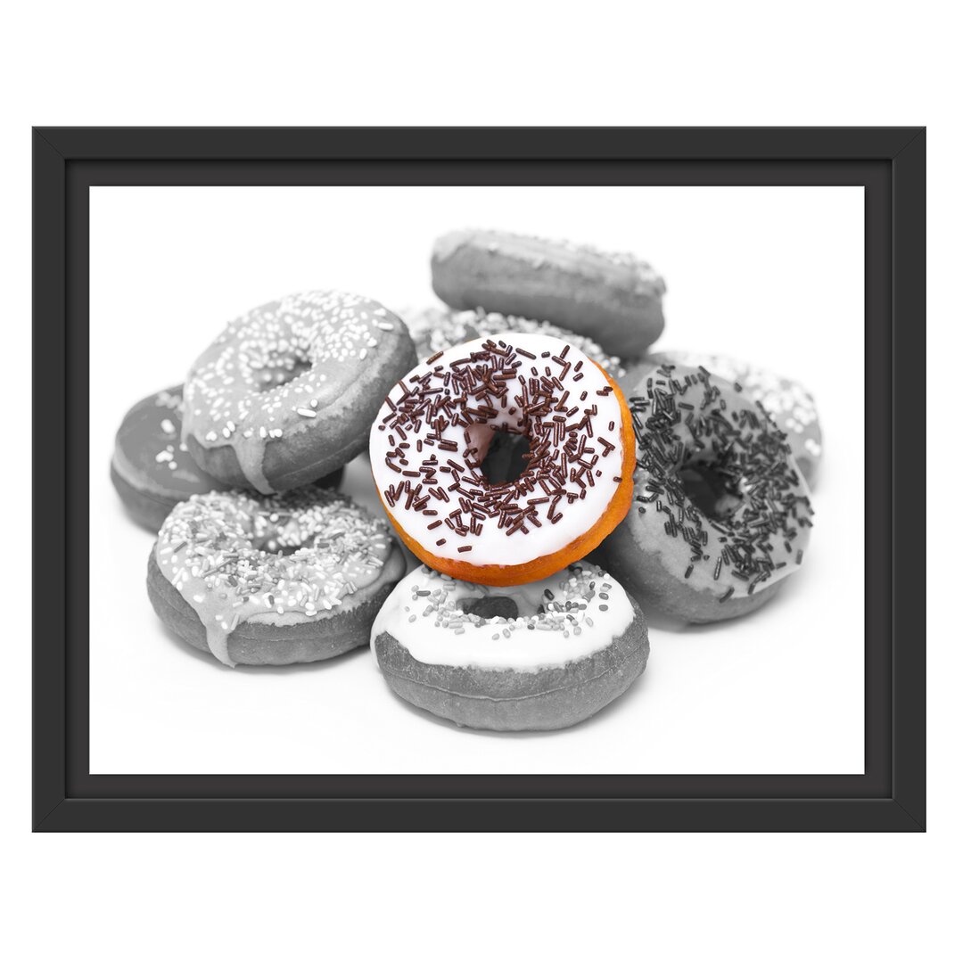 Gerahmtes Wandbild Donut mit Glasur und Liebesperlen