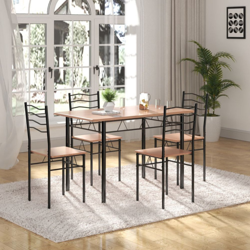 Ensemble repas pour 4 personnes Estin