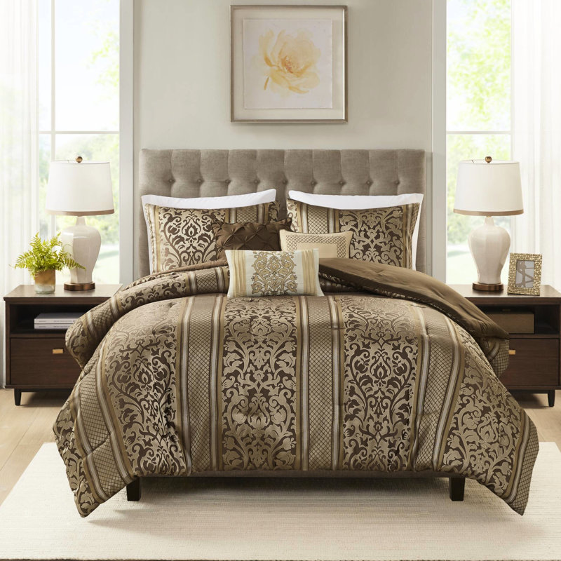 King/ King 6 Piece Comforter And Throw Pillows - Leaf Like Pattern, , Washable, Machine Washable Fabric With For Design,