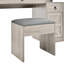 Bureau de coiffeuse avec miroir et lumières DEL, plateau en verre, station de charge, coiffeuse avec 4 tiroirs, 2 armoires et un tabouret-130153991