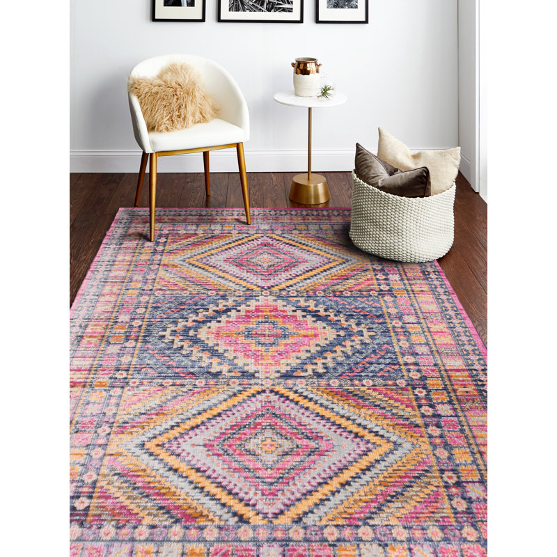 Tapis de style oriental transitionnel Cassy Collection Fuchsia, Rectangle 5 pi 3 po x 7 pi 6 po