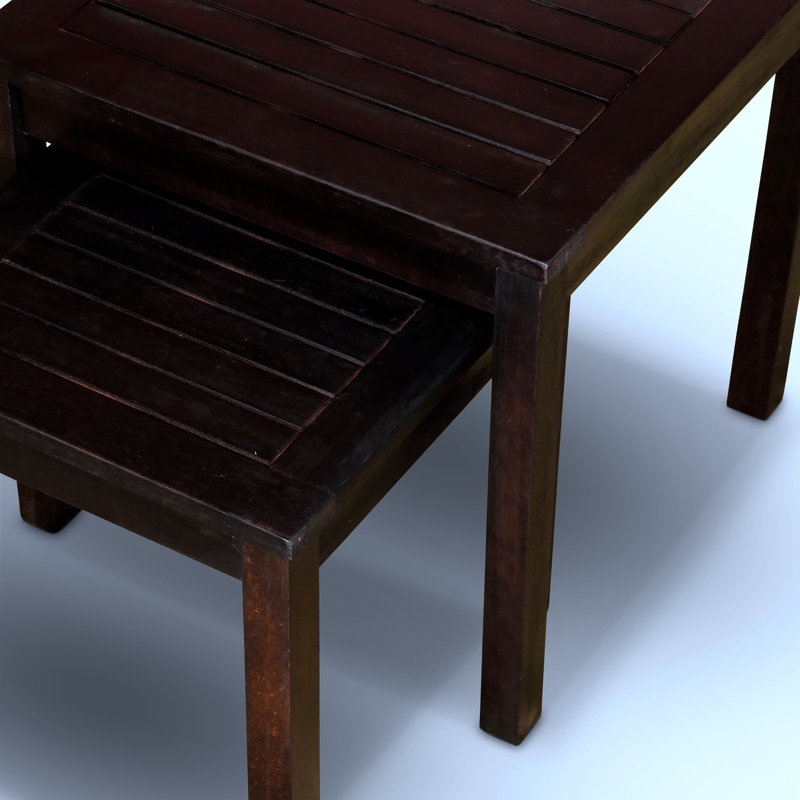 Ensemble de 2 tables gigognes en eucalyptus