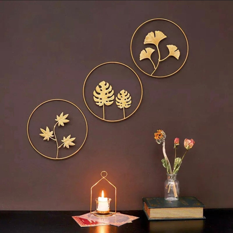 Wall Decor on Metal