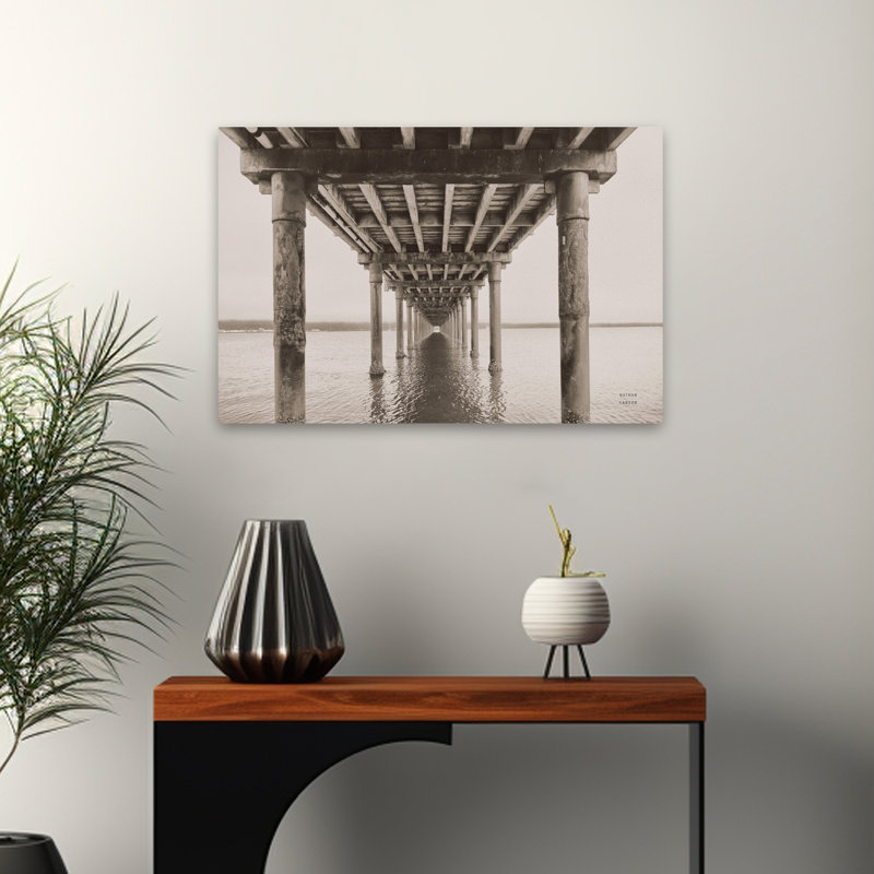 Coastal Pacific Pier, H 24 po x l 16 po