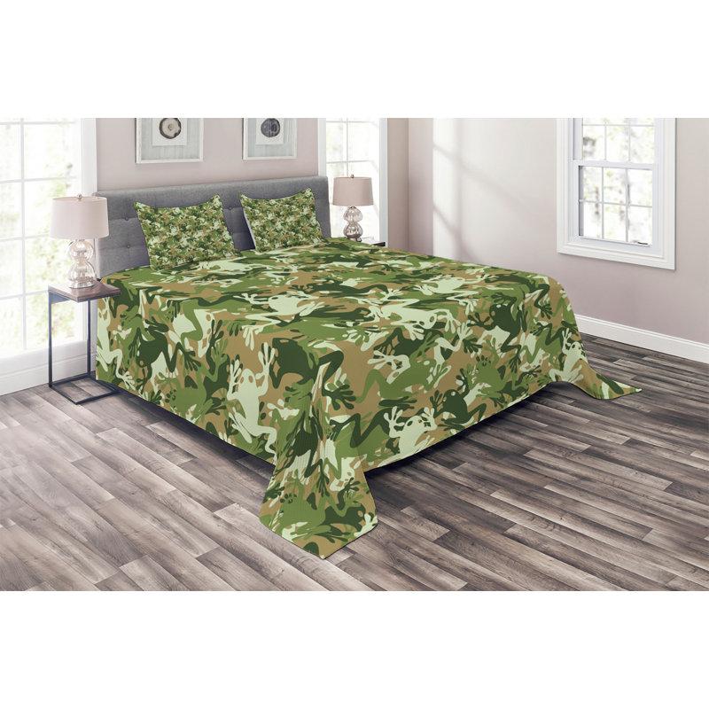 Coastal Polyester Camouflage Coverlet