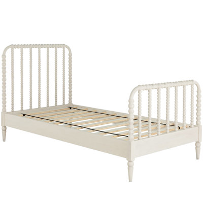 Jennifer Bed