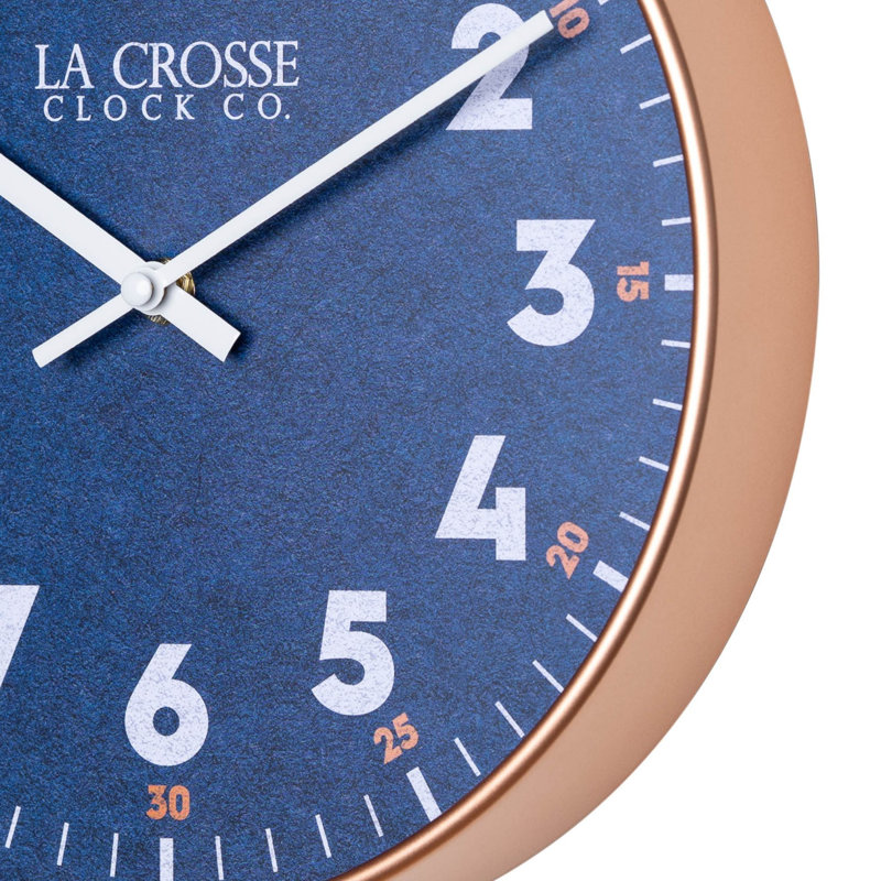 Horloge murale analogique à quartz 10,8 pouces La Crosse